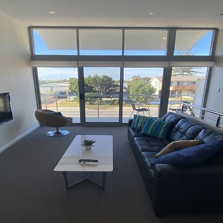 Villa 8 On Dalton Jurien Bay Esterno foto