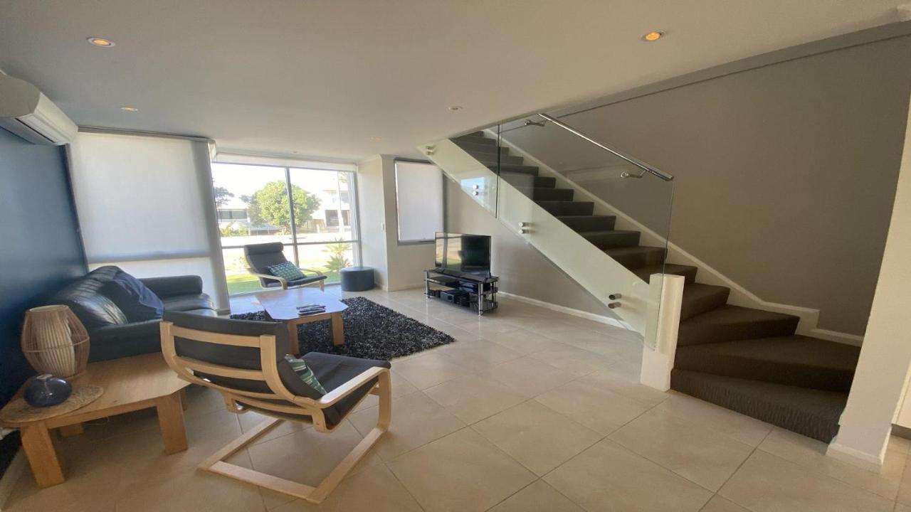 Villa 8 On Dalton Jurien Bay Esterno foto